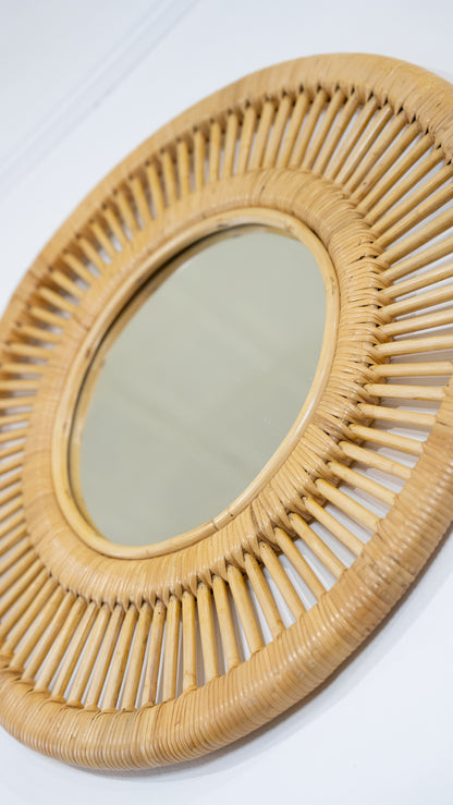 Round Mirror